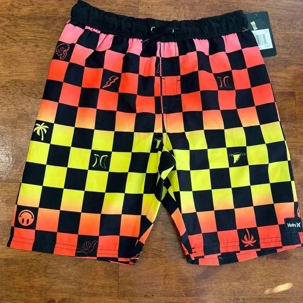 NWT Hurley swim trunks size medium